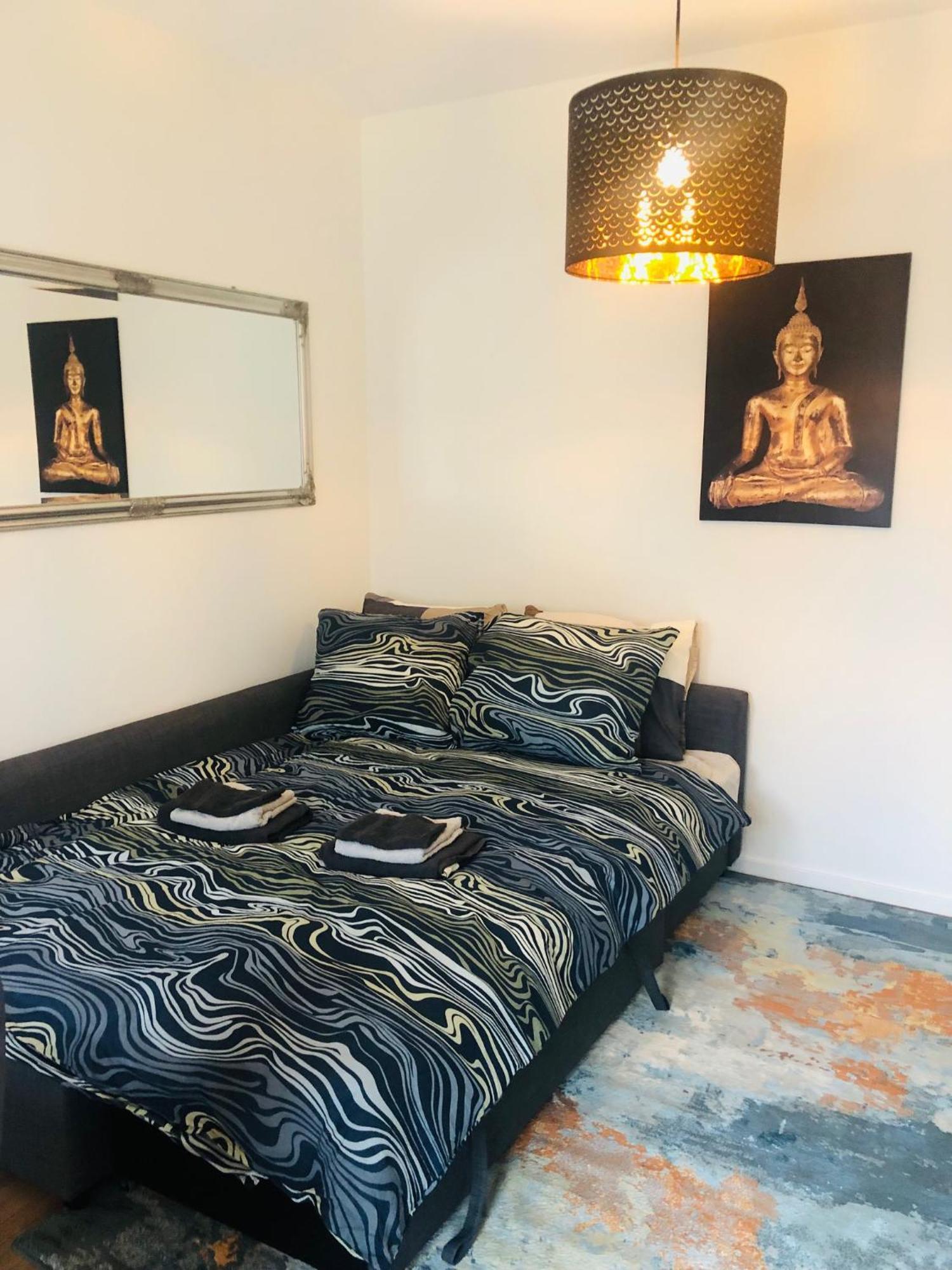 City Zen Apartment Enschede !Free Private Parking Luaran gambar