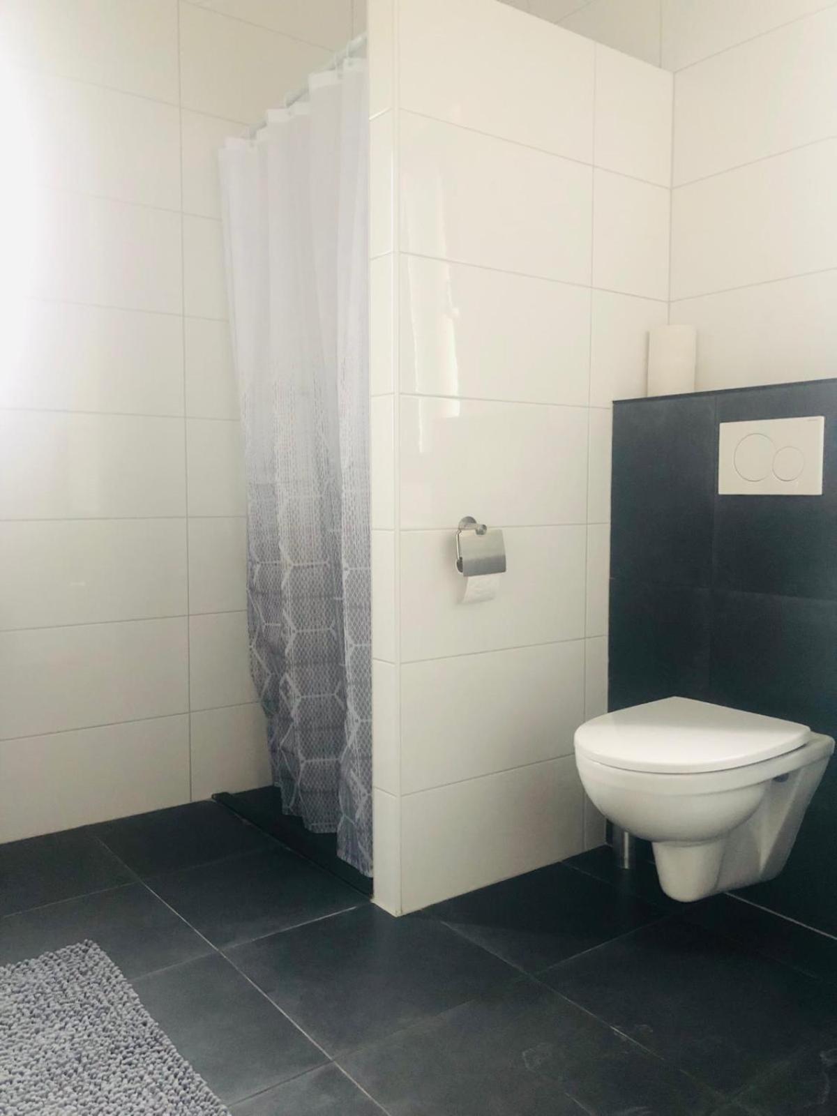 City Zen Apartment Enschede !Free Private Parking Luaran gambar
